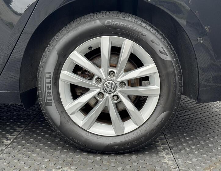 Volkswagen Touran 45