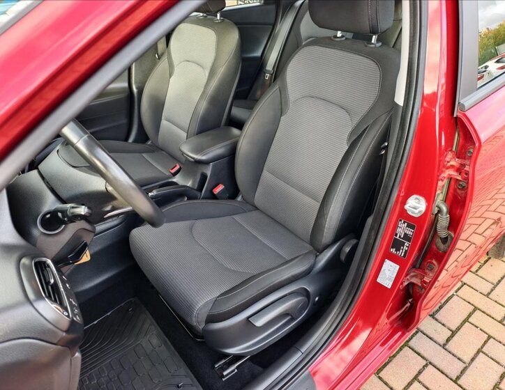 Hyundai i30 Kombi 998,0 88 kw