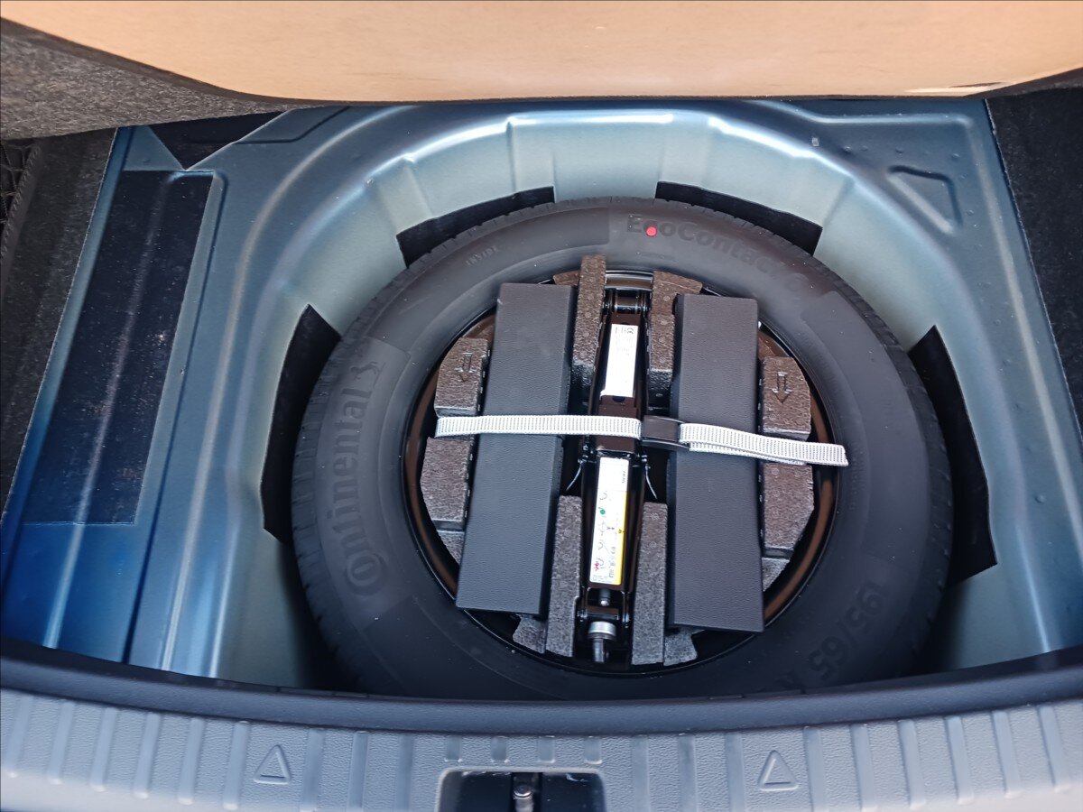 Škoda Scala Hatchback 999,0 70 kw