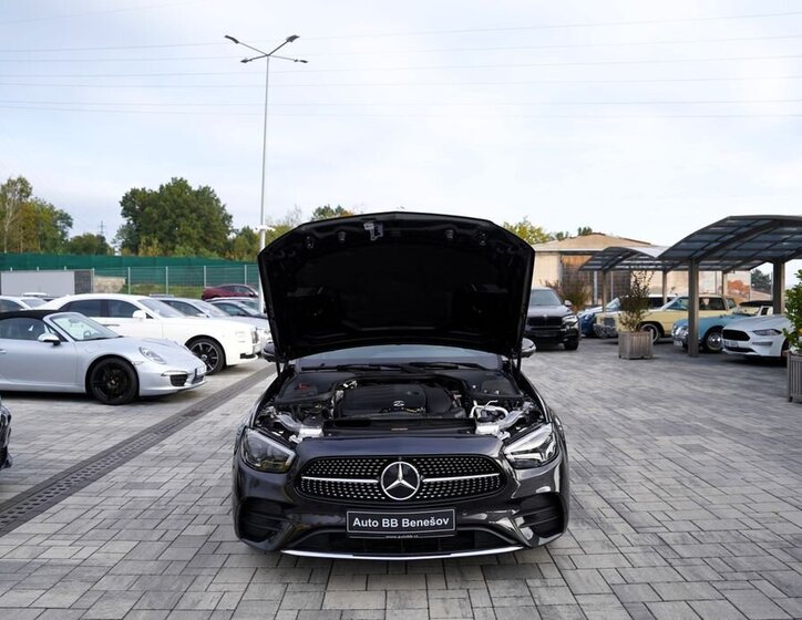 Mercedes-Benz Třídy E Sedan 2,0 l 145 kw