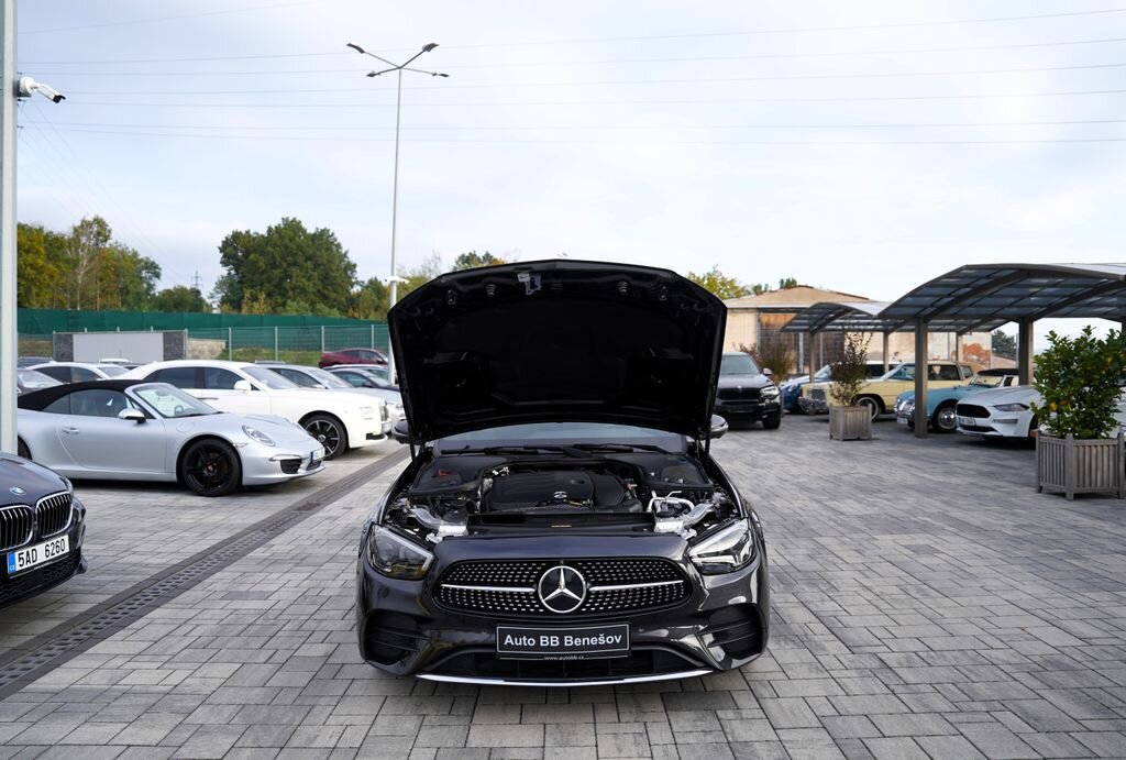 Mercedes-Benz Třídy E Sedan 2,0 l 145 kw