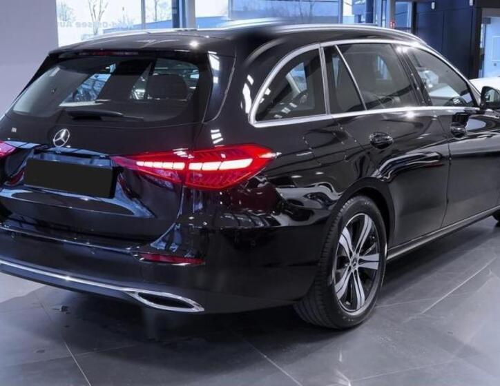 Mercedes-Benz Třídy C Kombi 2,0 l 120 kw