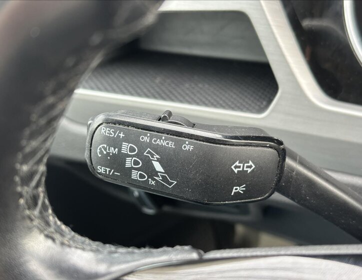 Volkswagen Touran MPV 1,2 l 81 kw