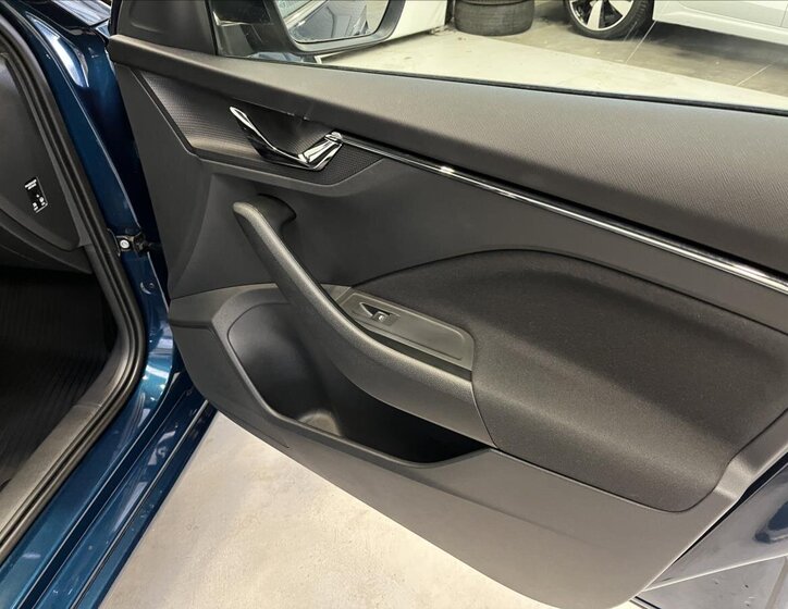 Škoda Scala Hatchback 1,5 l 110 kw