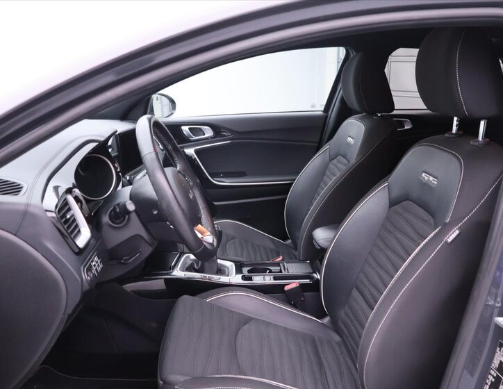 KIA ProCeed Kombi 1,5 l 117 kw