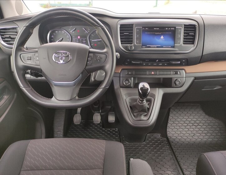Toyota ProAce Verso MPV 2,0 l 106 kw