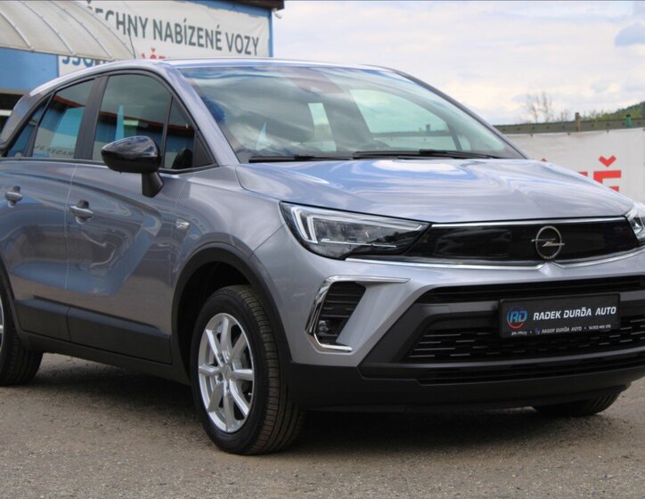 Opel Crossland SUV / Terénní 1,2 l 96 kw