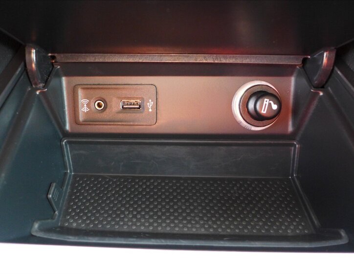 Volkswagen Golf Sportsvan Kombi 1,2 l 81 kw