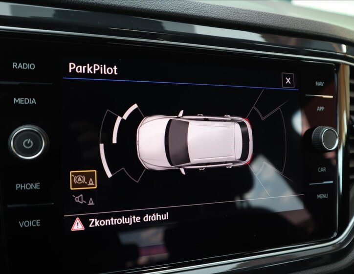 Volkswagen T-Roc CUV 1,5 l 110 kw