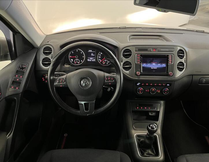 Volkswagen Tiguan 5
