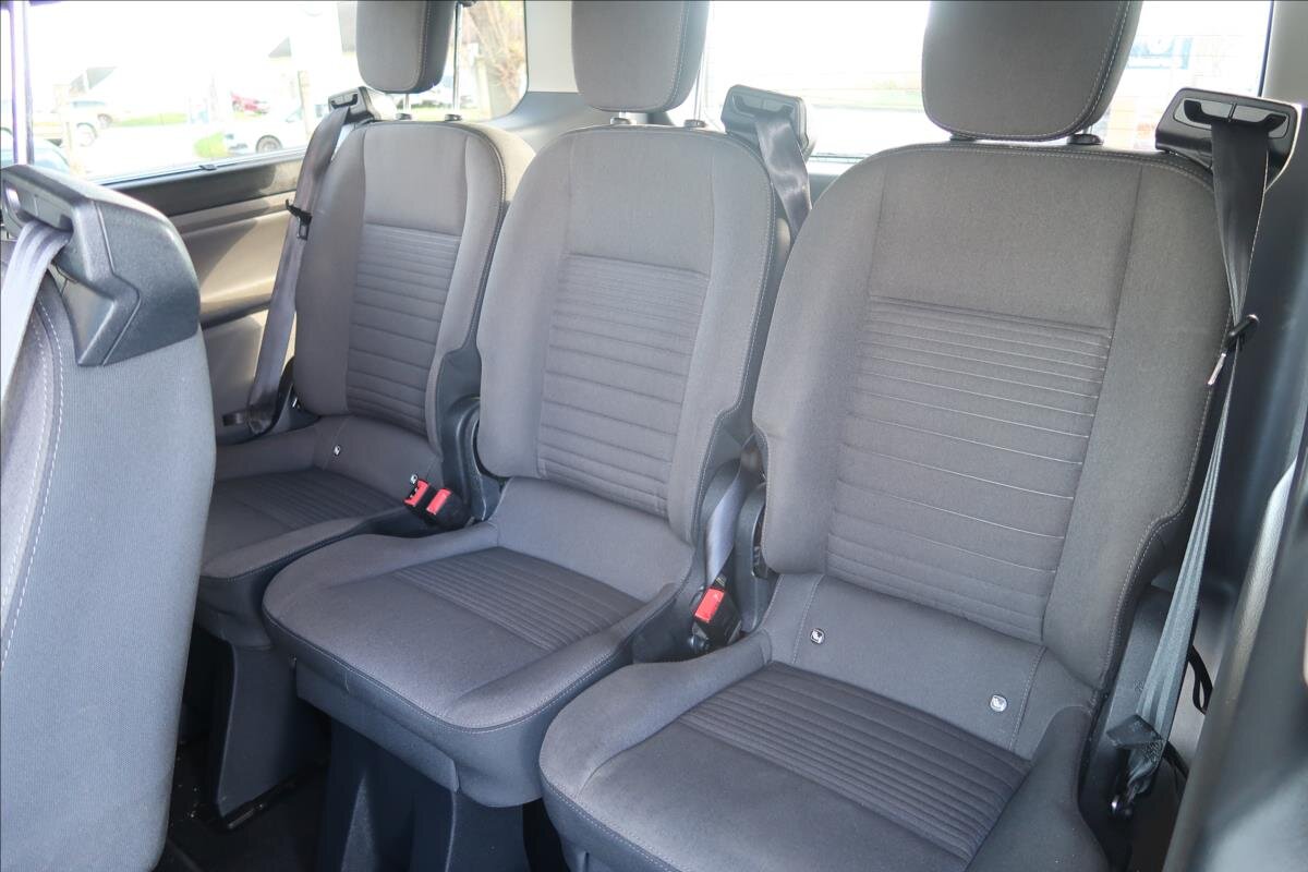 Ford Tourneo Custom MPV 2,0 l 96 kw
