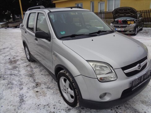 Suzuki Ignis Hatchback 1,3 l 69 kw