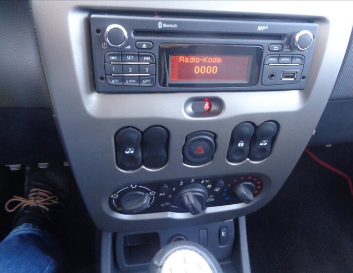 Dacia Duster SUV / Terénní 1,6 l 77 kw