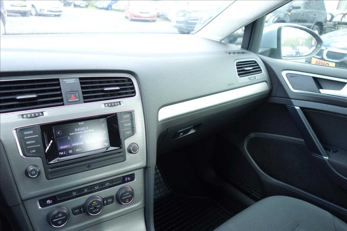 Volkswagen Golf Hatchback 1,4 l 90 kw
