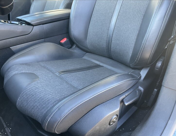 Peugeot 508 Kombi 2,0 l 120 kw