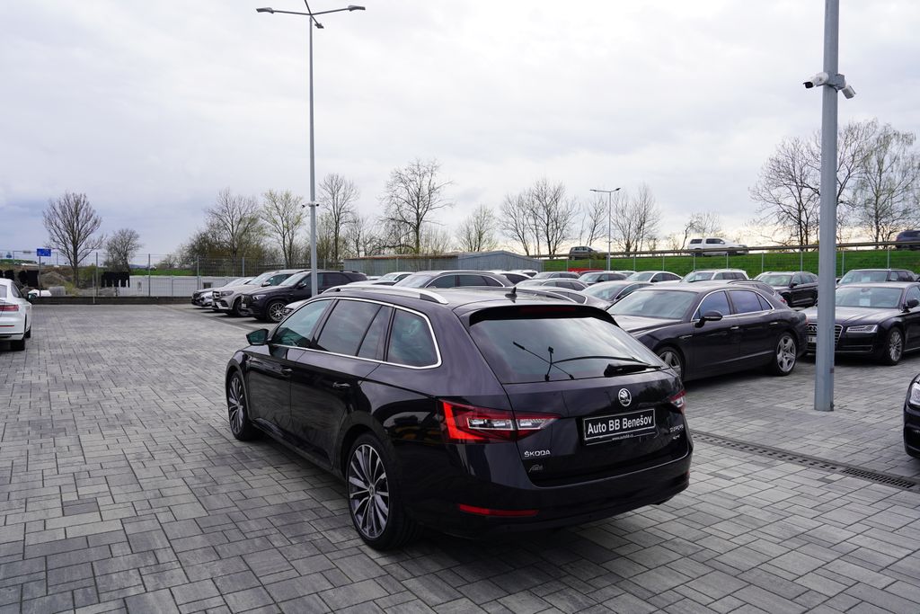 Škoda Superb Kombi 2,0 l 140 kw
