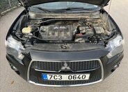 Mitsubishi Outlander 25