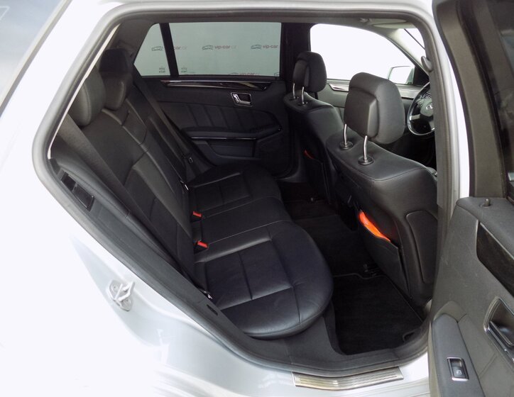 Mercedes-Benz Třídy E Kombi 3,0 l 170 kw