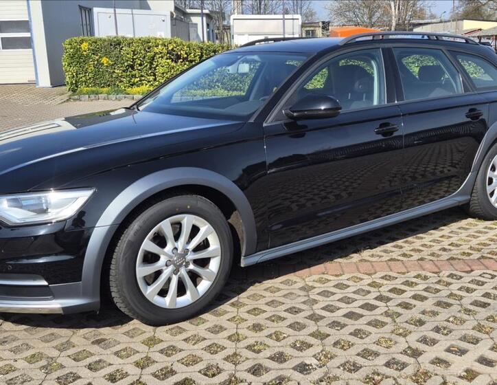 Audi A6 Allroad 2