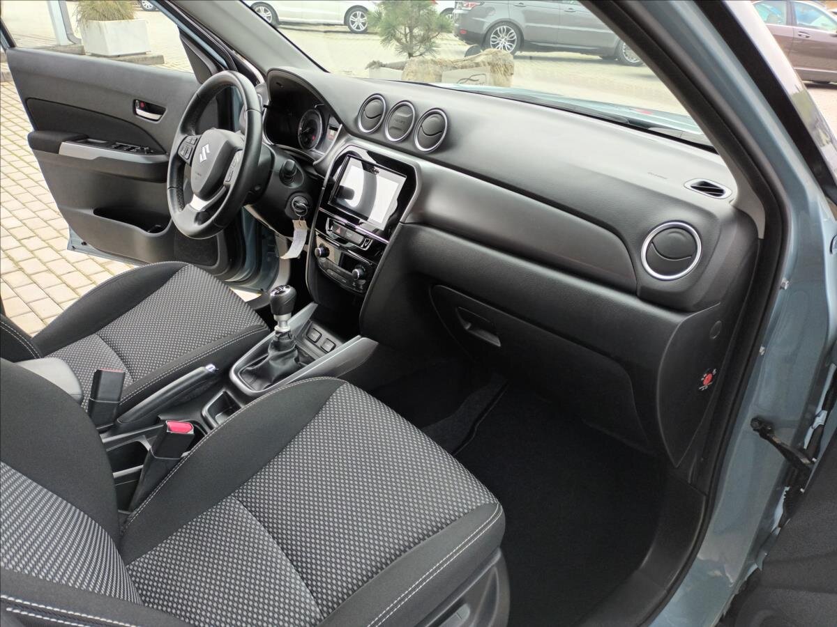 Suzuki Vitara SUV 1,4 l 103 kw