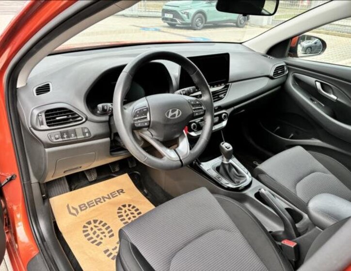 Hyundai i30 Kombi 1,5 l 70 kw