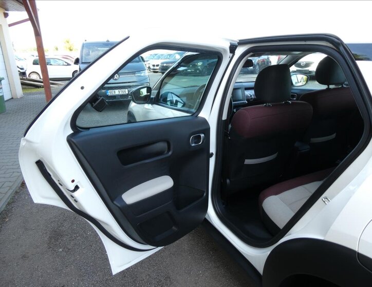 Citroën C4 Cactus Hatchback 1,5 l 75 kw