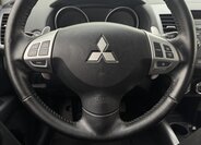 Mitsubishi Outlander SUV / Terénní 2,2 l 115 kw