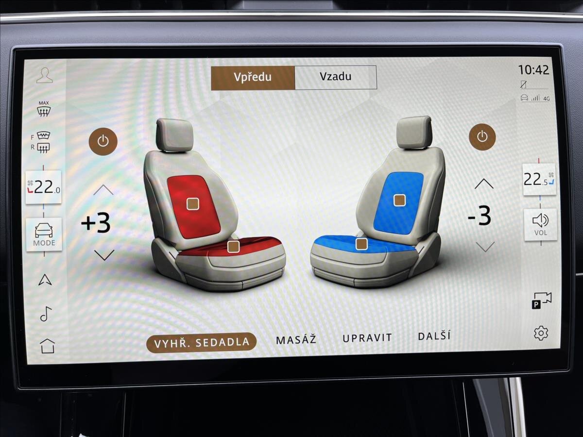 Land Rover Range Rover Sport SUV / Terénní 4,4 l 390 kw