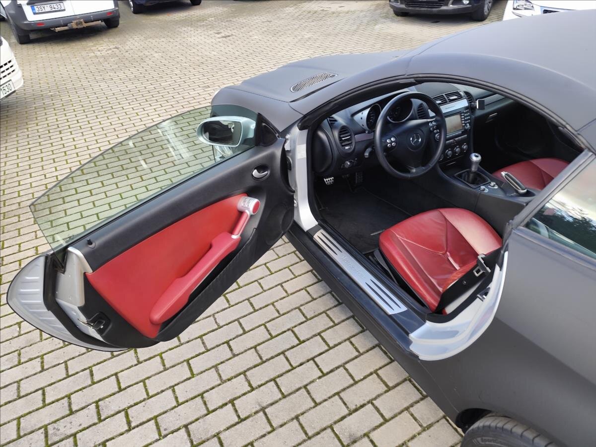 Mercedes-Benz SLK
