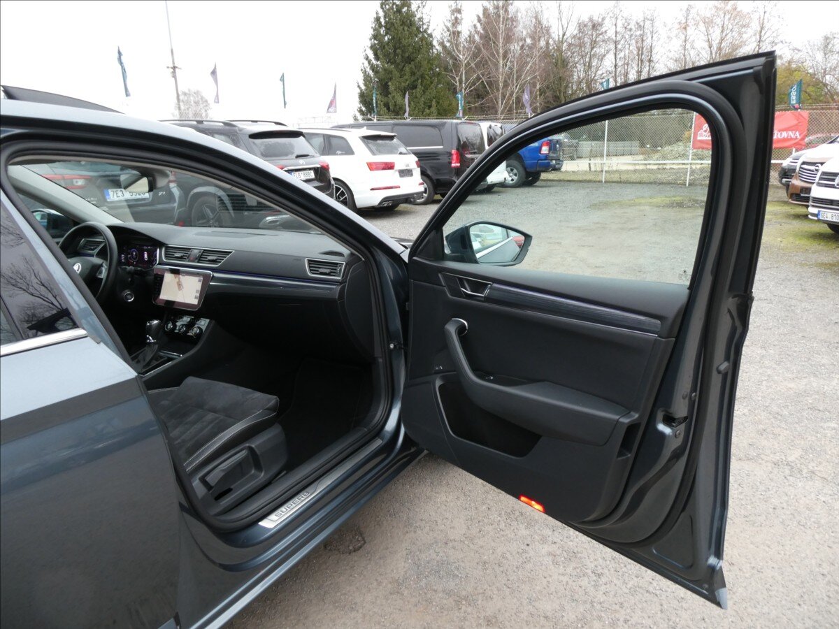 Škoda Superb