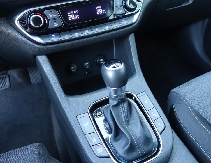 Hyundai i30 Kombi 998,0 88 kw