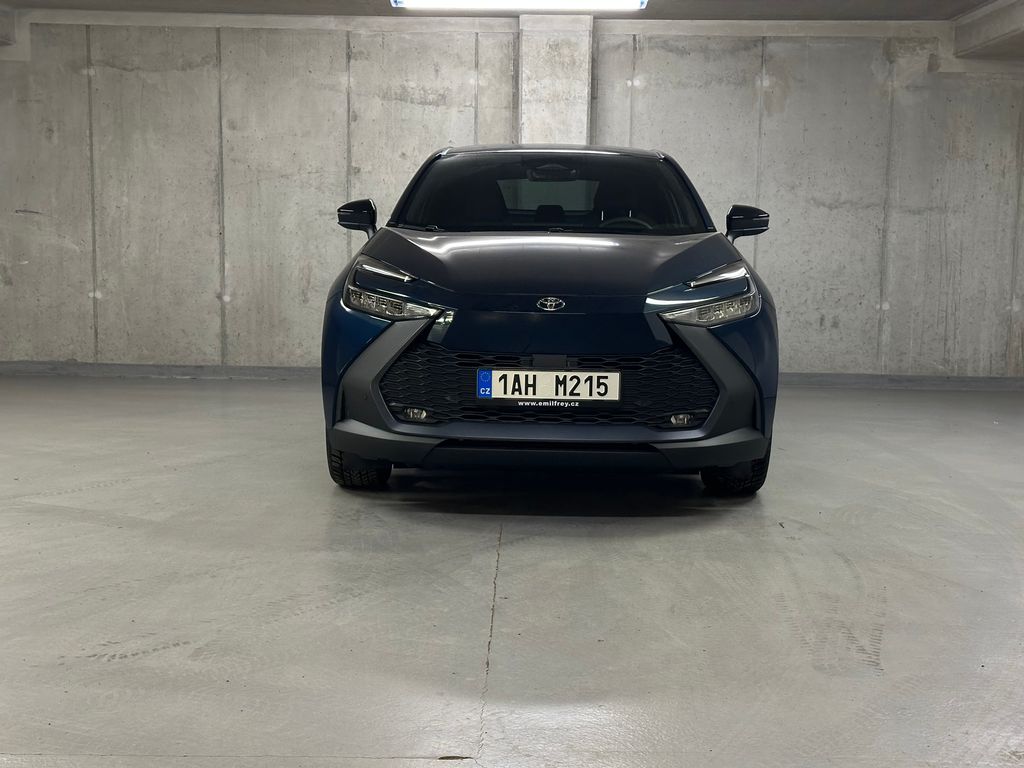 Toyota C-HR Hatchback 1,8 l 90 kw