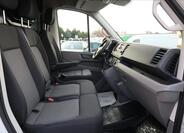 Volkswagen Crafter 13