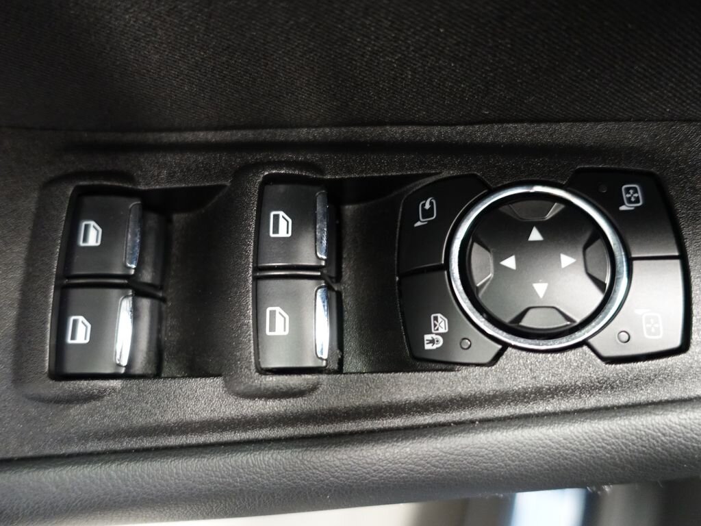 Ford S-MAX MPV 2,0 l 110 kw