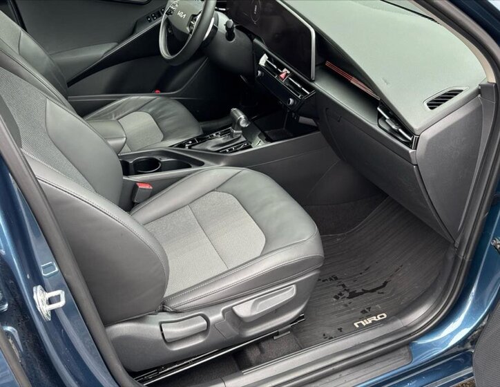 KIA Niro CUV 1,6 l 77 kw