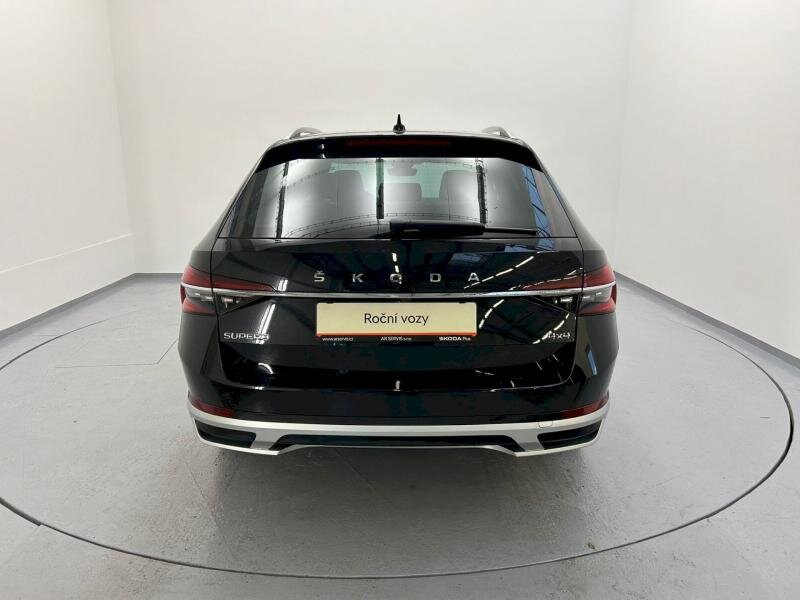 Škoda Superb Kombi 2,0 l 147 kw