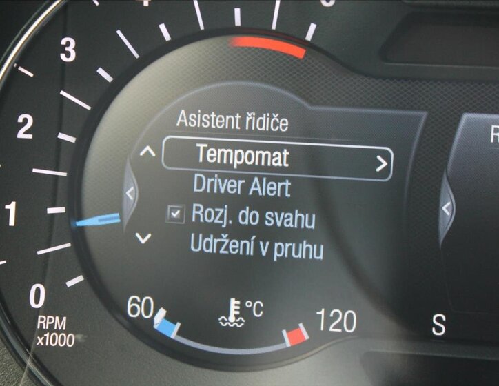 Ford Mondeo Kombi 2,0 l 132 kw