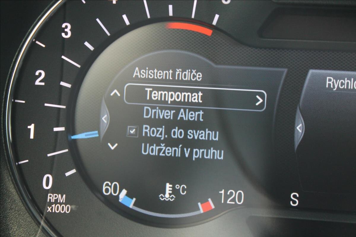 Ford Mondeo Kombi 2,0 l 132 kw