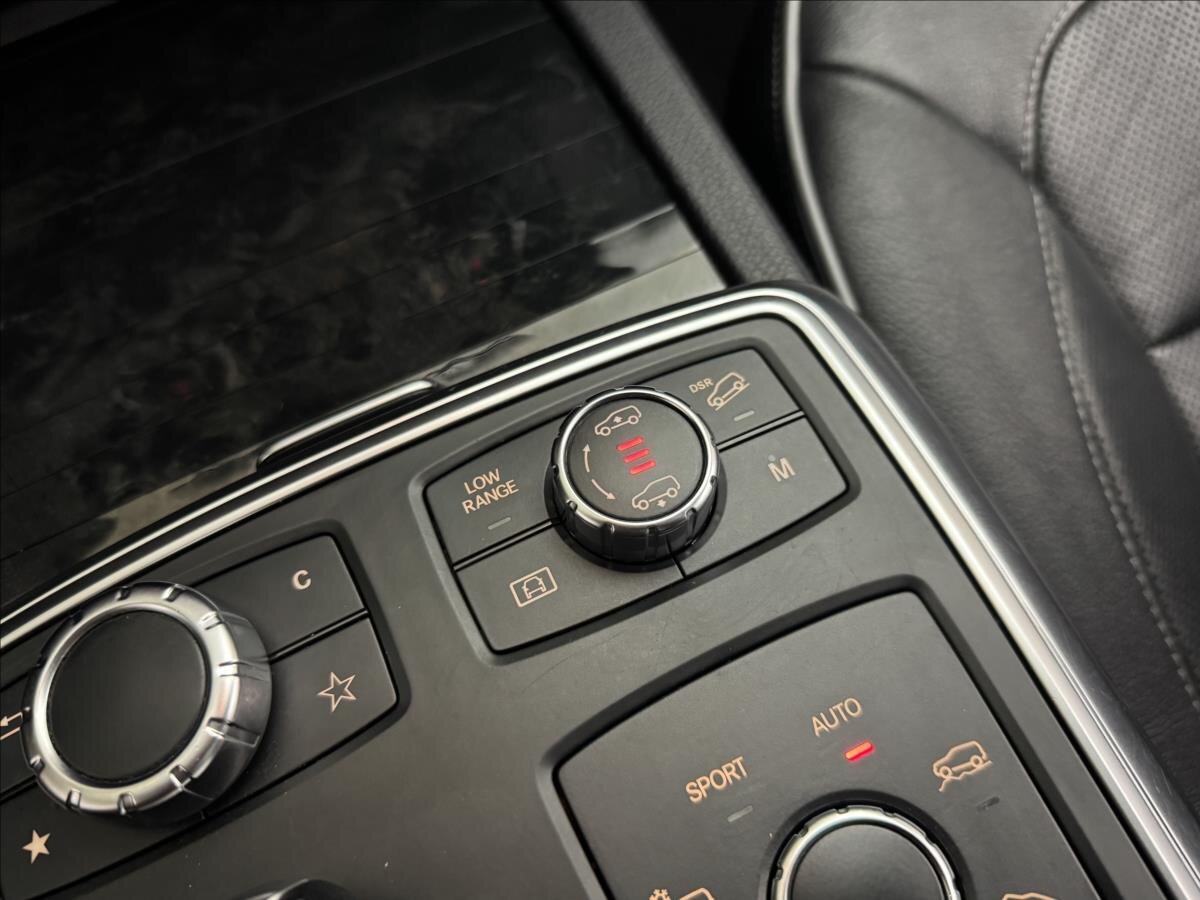 Mercedes-Benz GL SUV 3,0 l 190 kw