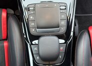 Mercedes-Benz CLA Kombi 2,0 l 310 kw