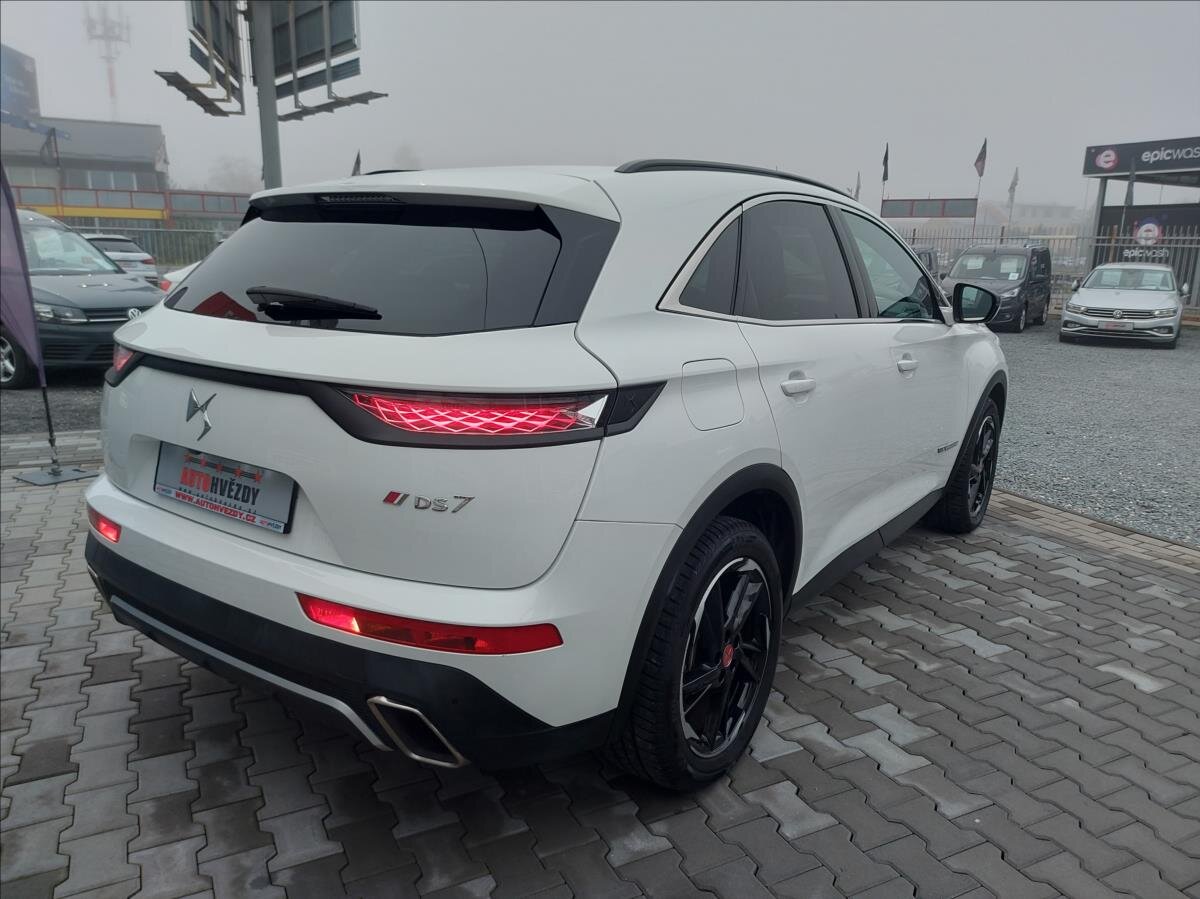 DS Automobiles DS7 Crossback SUV / Terénní 1,6 l 133 kw