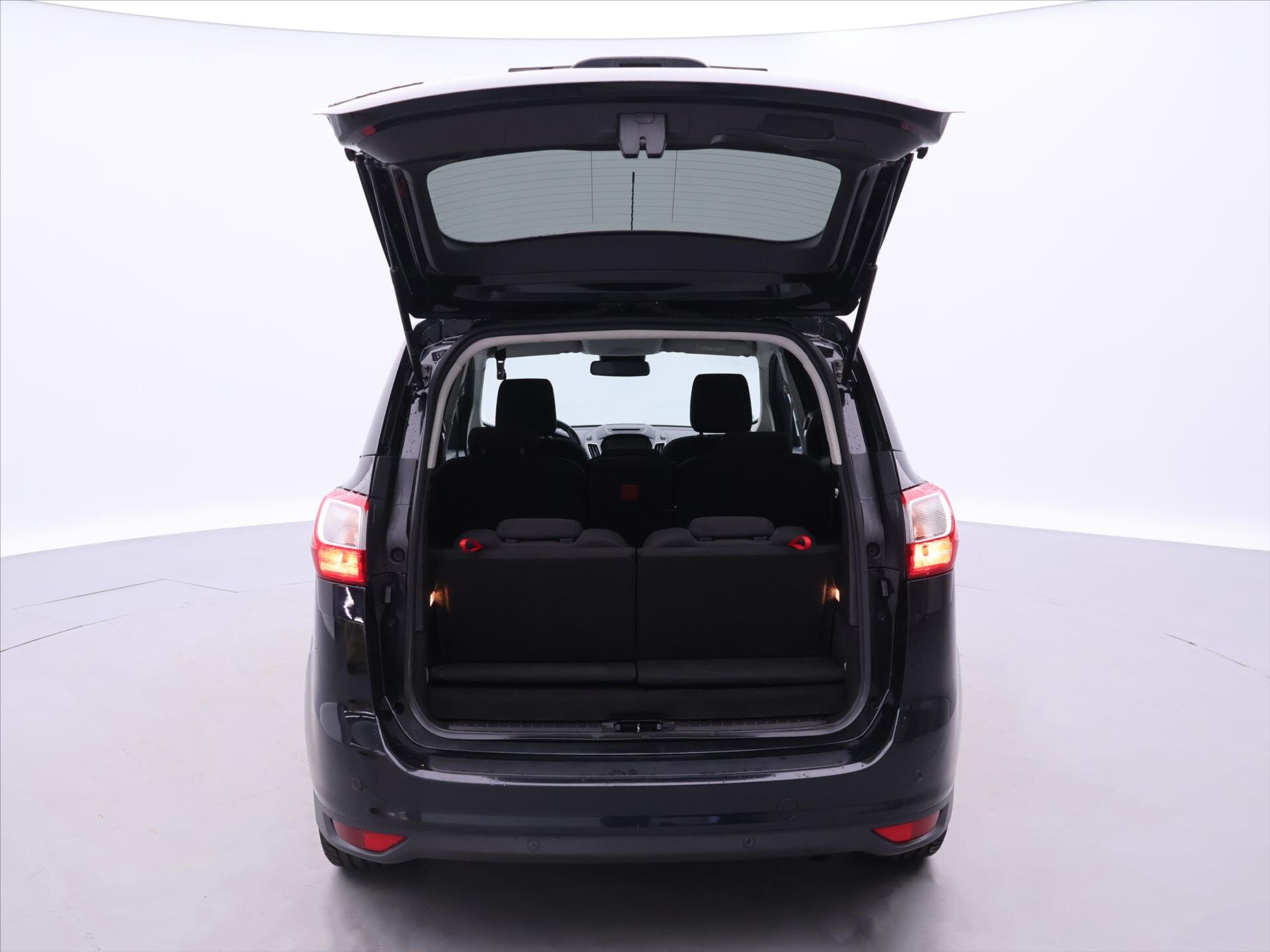 Ford Grand C-MAX MPV 2,0 l 110 kw