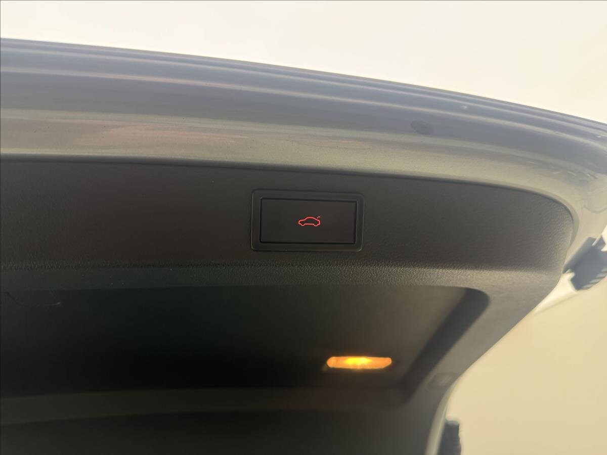 Škoda Superb Kombi 2,0 l 140 kw