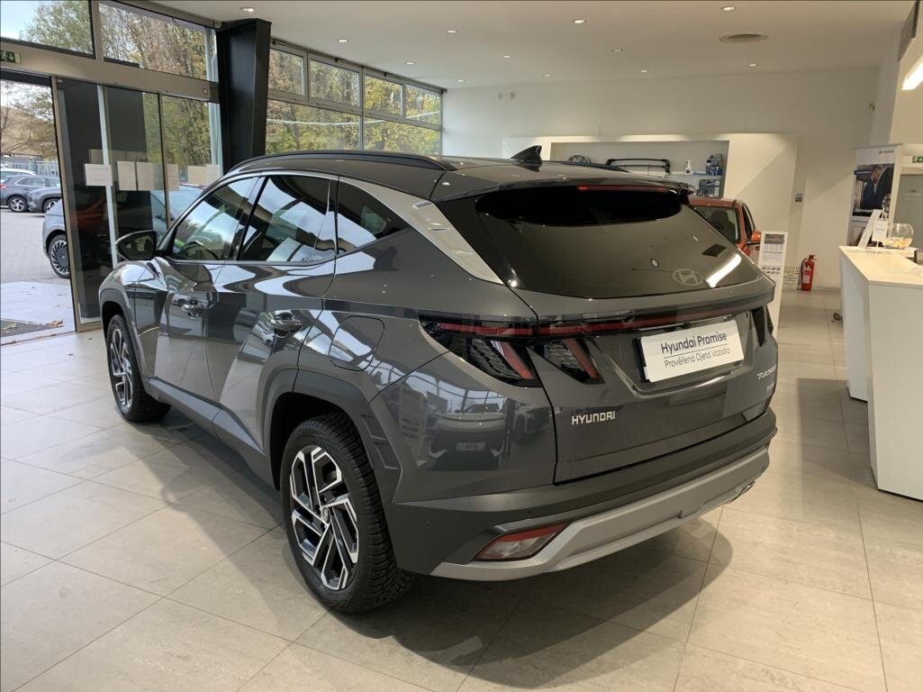 Hyundai Tucson SUV 1,6 l 158 kw