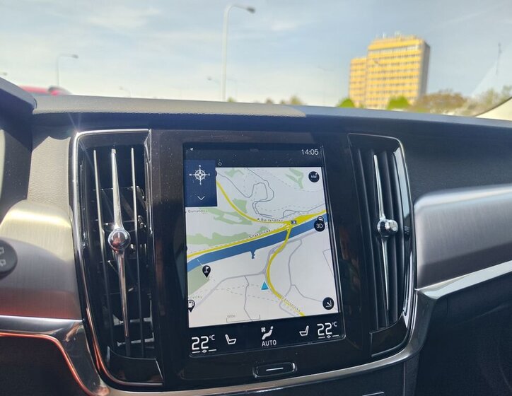 Volvo V90 Kombi 2,0 l 140 kw