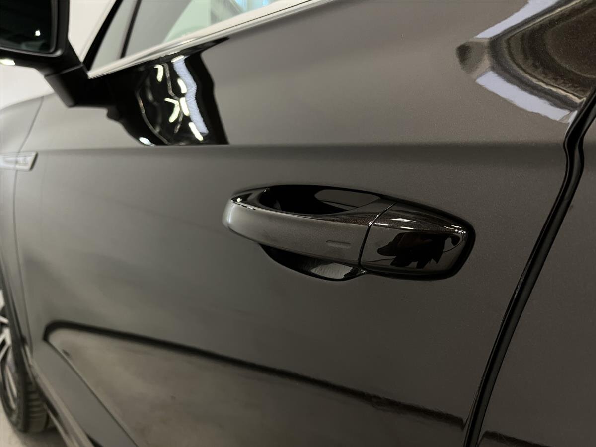 Volkswagen Touareg SUV 3,0 l 210 kw