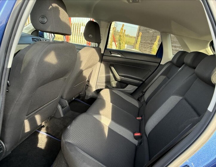 Volkswagen Polo Hatchback 999,0 70 kw