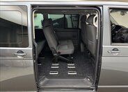 Volkswagen Transporter 22