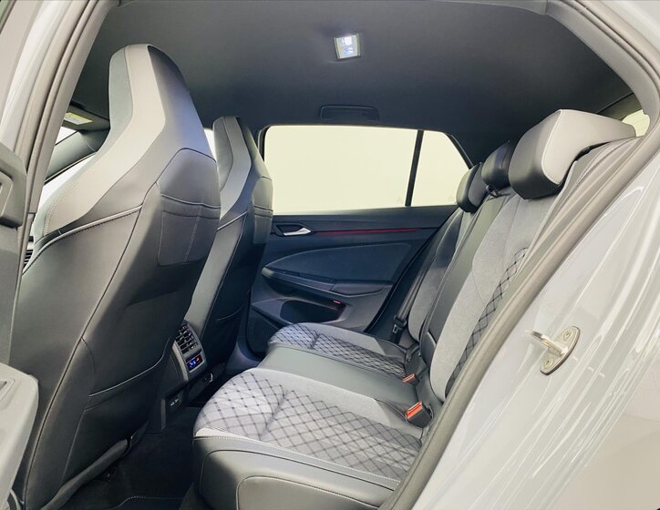 Volkswagen Golf Kombi 1,5 l 110 kw