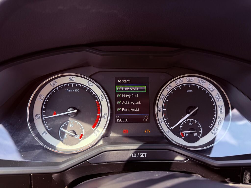 Škoda Superb Liftback 2,0 l 206 kw